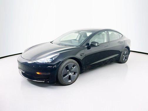 2023 Tesla Model 3 Standard Range