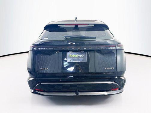 Black Diamond Pearl 2024 Nissan ARIYA ENGAGE