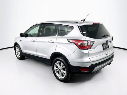 Ingot Silver Metallic 2017 Ford Escape SE