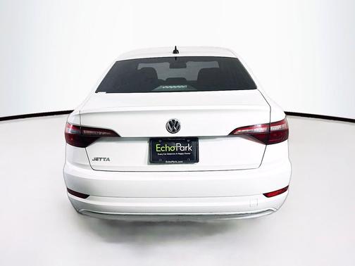 Pure White 2021 Volkswagen Jetta 1.4T S