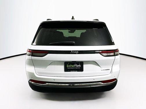 2023 Jeep Grand Cherokee Laredo