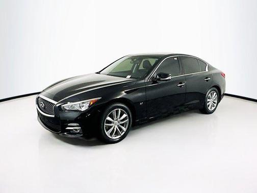 2015 INFINITI Q50 Premium