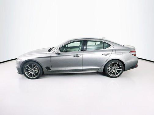 2024 Genesis G70 2.5T RWD