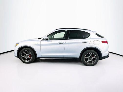 2022 Alfa Romeo Stelvio Ti