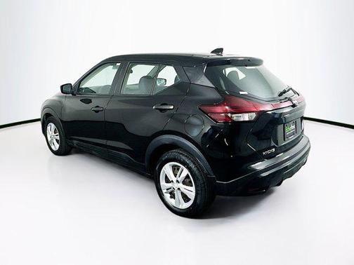 2022 Nissan Kicks S