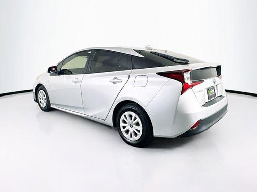 2022 Toyota Prius LE