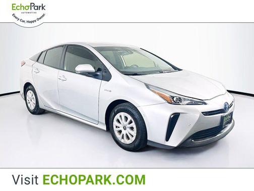 2022 Toyota Prius LE