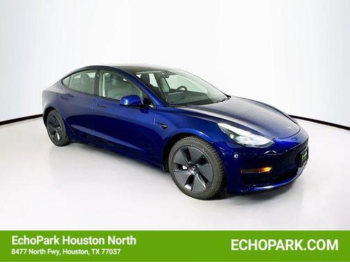 2022 Tesla Model 3 Standard Range