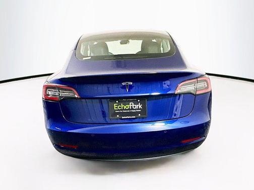 2022 Tesla Model 3 Standard Range