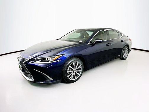 2020 Lexus ES 300h Base