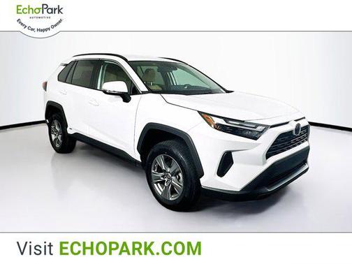 2024 Toyota RAV4 Hybrid LE