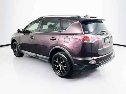2017 Toyota RAV4 SE