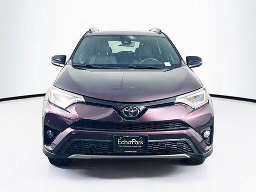 2017 Toyota RAV4 SE