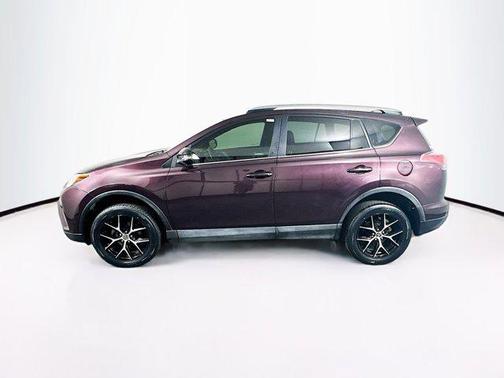 2017 Toyota RAV4 SE