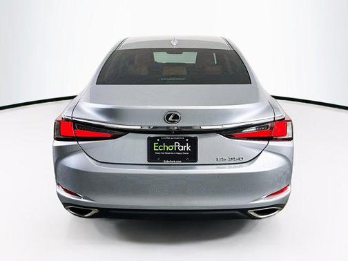 2024 Lexus ES 350 Base