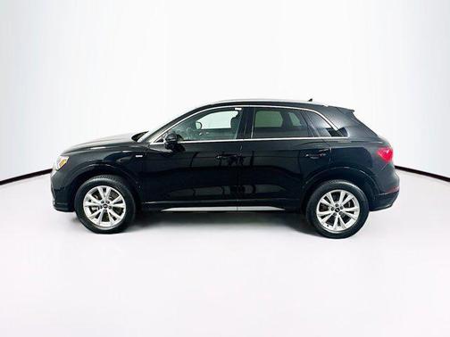 2024 Audi Q3 Premium 45 TFSI S line quattro Tiptronic