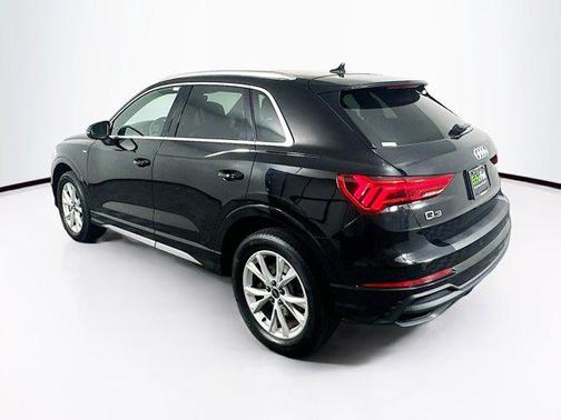2024 Audi Q3 Premium 45 TFSI S line quattro Tiptronic