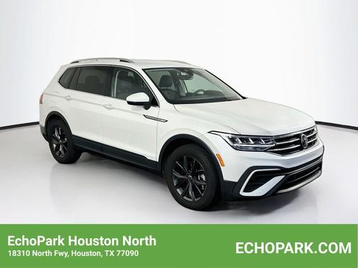 Opal White Pearl 2023 Volkswagen Tiguan 2.0T SE