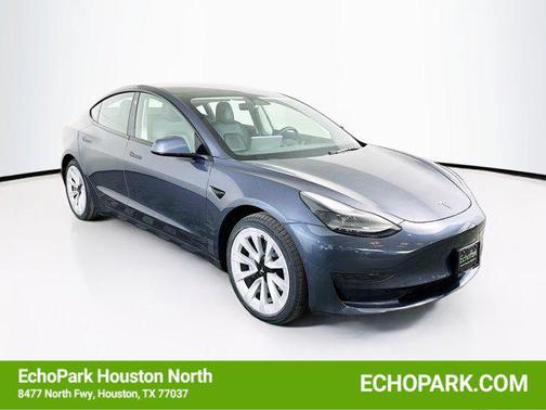 2022 Tesla Model 3 Standard Range