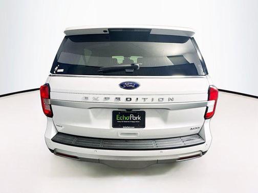 2023 Ford Expedition Max XLT