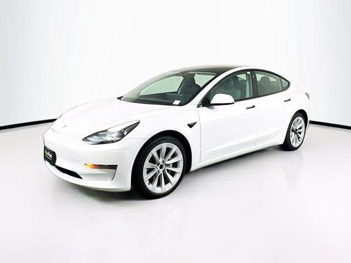 2022 Tesla Model 3 Standard Range