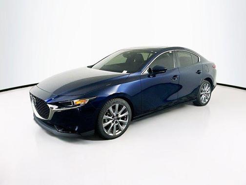 2023 Mazda Mazda3 FWD w/Preferred Package