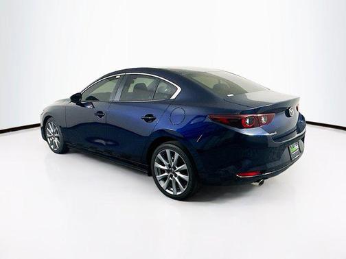 2023 Mazda Mazda3 FWD w/Preferred Package