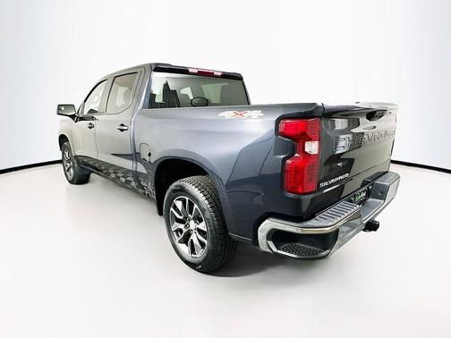 Dark Ash Metallic 2024 Chevrolet Silverado 1500 LT