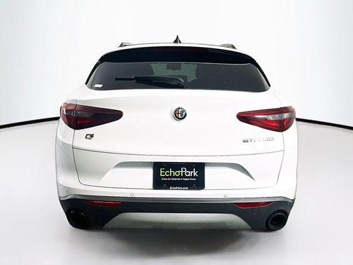 2022 Alfa Romeo Stelvio Ti