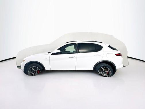 2022 Alfa Romeo Stelvio Ti