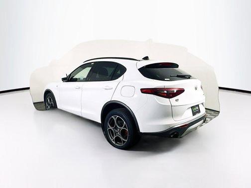2022 Alfa Romeo Stelvio Ti