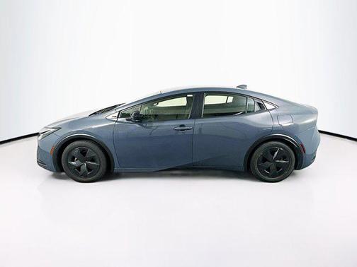 2023 Toyota Prius LE
