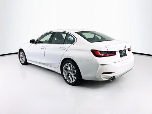 2025 BMW 330 i