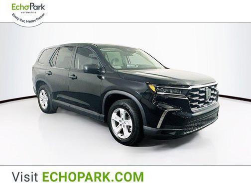 2023 Honda Pilot 2WD LX