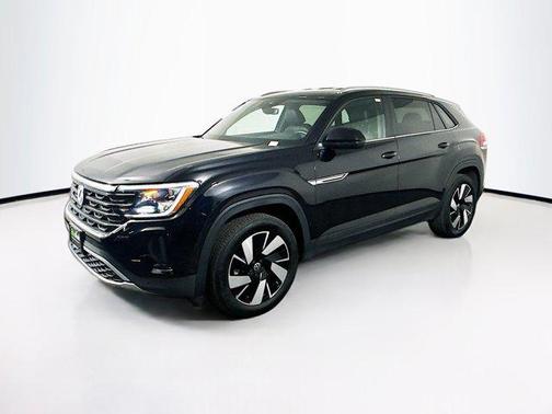 2025 Volkswagen Atlas Cross Sport 2.0T SE w/Technology 4MOTION