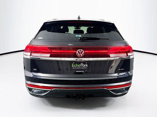 2025 Volkswagen Atlas Cross Sport 2.0T SE w/Technology 4MOTION