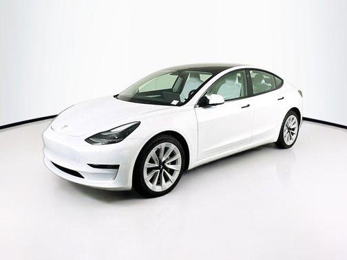 2023 Tesla Model 3 Standard Range