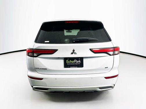 2024 Mitsubishi Outlander SE 2.5 2WD