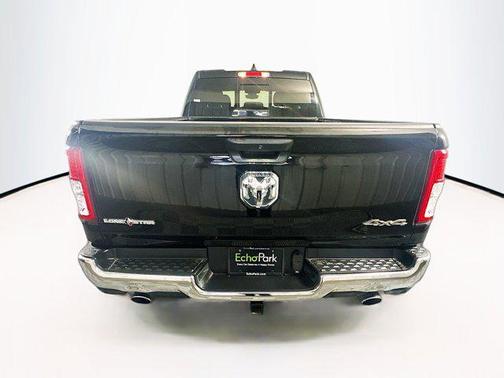 Diamond Black Crystal Pearlcoat 2023 RAM 1500 Lone Star