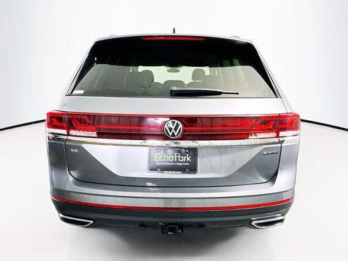 2025 Volkswagen Atlas 2.0T SE w/Technology 4MOTION