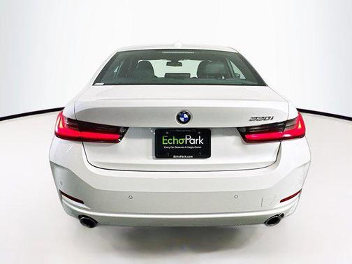 2024 BMW 330 i