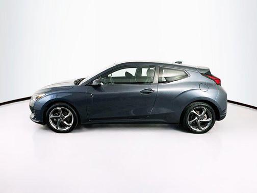 2019 Hyundai Veloster 2