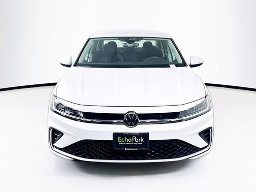 Pure White 2025 Volkswagen Jetta 1.5T S