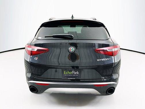 2022 Alfa Romeo Stelvio Ti