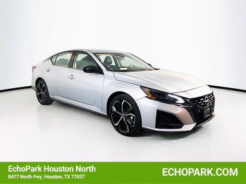 2024 Nissan Altima SR FWD