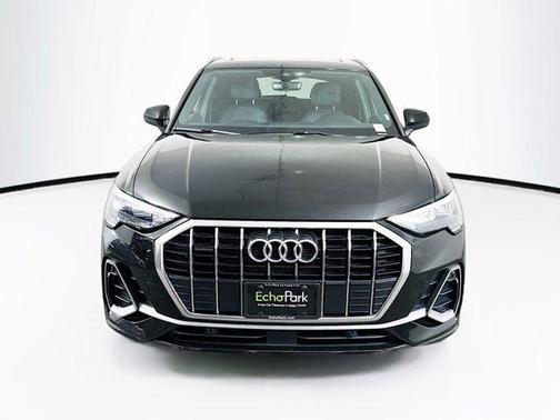 2022 Audi Q3 45 S line Premium