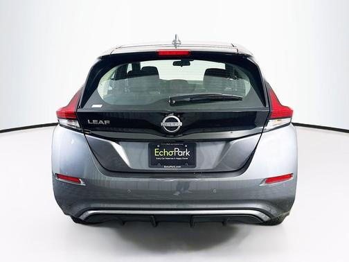 Gun Metallic 2024 Nissan Leaf S