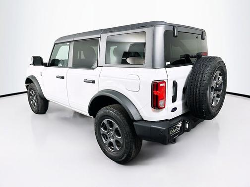 Oxford White 2025 Ford Bronco Big Bend