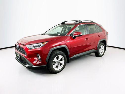 2020 Toyota RAV4 Hybrid XLE