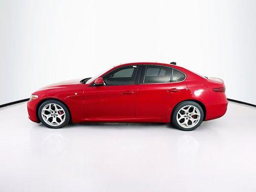 2022 Alfa Romeo Giulia Ti